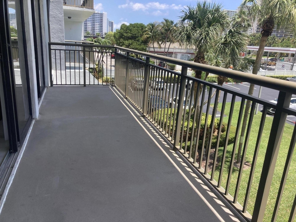 3031 N Ocean Boulevard - Photo 5