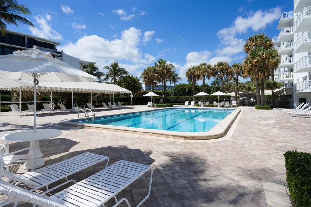 170 N Ocean Boulevard - Photo 36