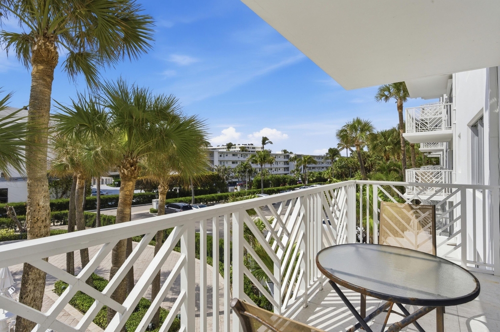 170 N Ocean Boulevard - Photo 7
