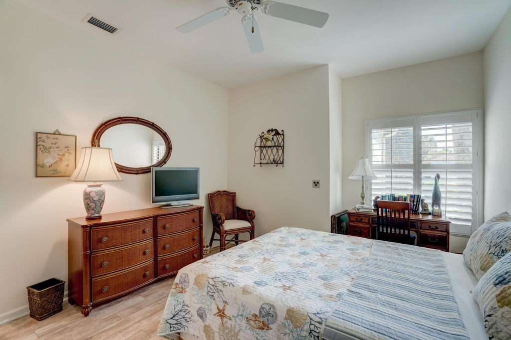 3518 Lantern Bay Drive - Photo 10
