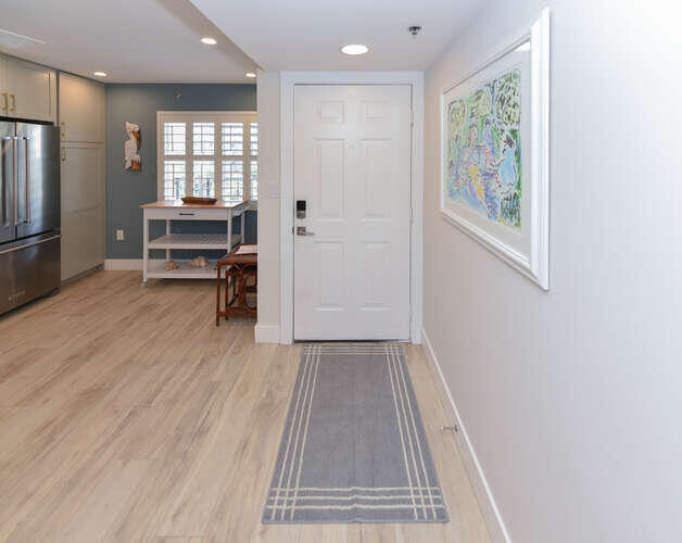 275 Palm Avenue - Photo 4