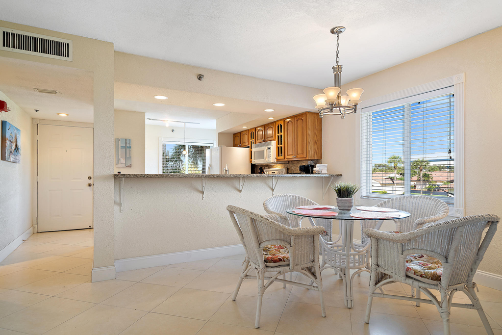 275 Palm Avenue - Photo 10