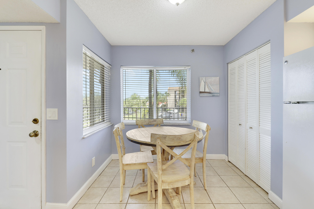 275 Palm Avenue - Photo 17