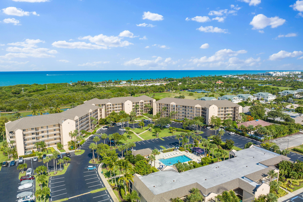 275 Palm Avenue - Photo 1