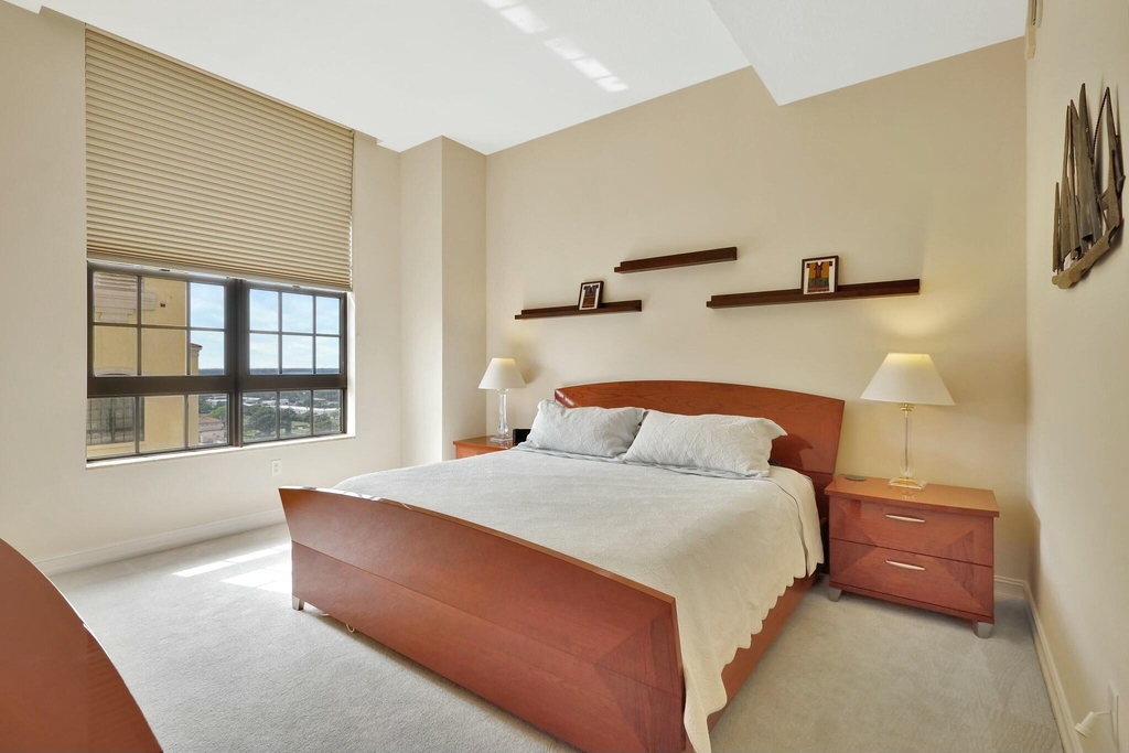 701 S Olive Avenue - Photo 13
