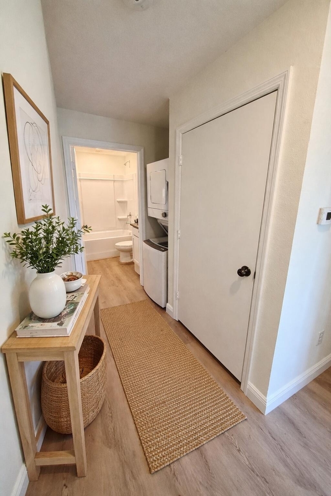 505 N 27th Street - Photo 8