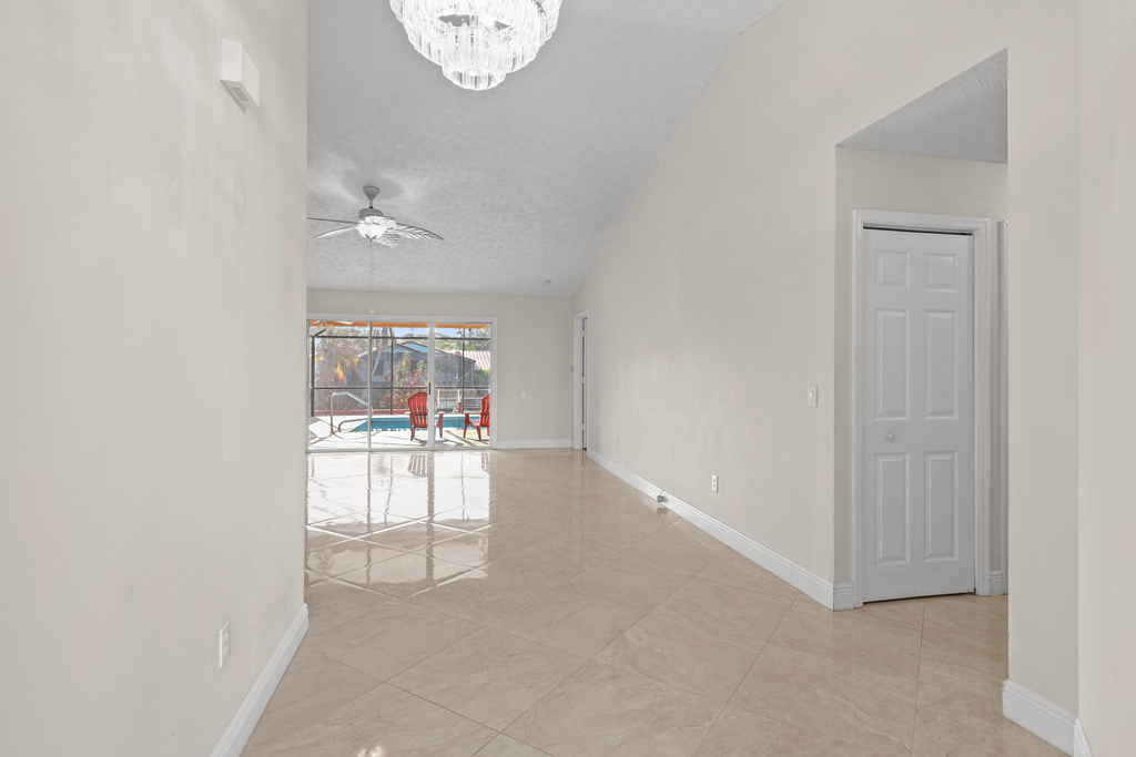 152 Ne Twylite Terrace - Photo 6