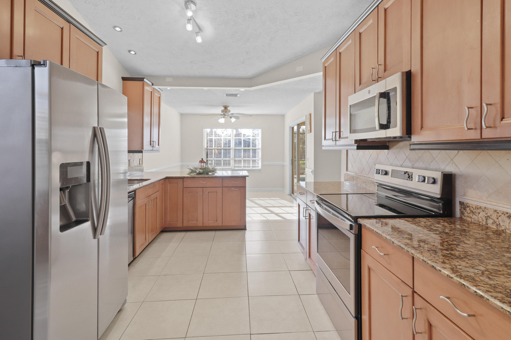 152 Ne Twylite Terrace - Photo 16