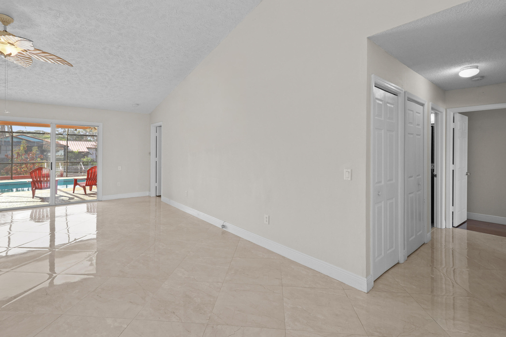 152 Ne Twylite Terrace - Photo 7