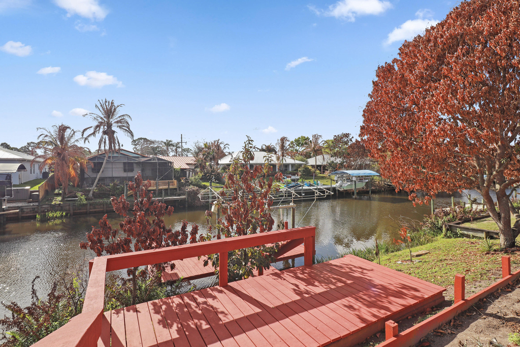 152 Ne Twylite Terrace - Photo 35