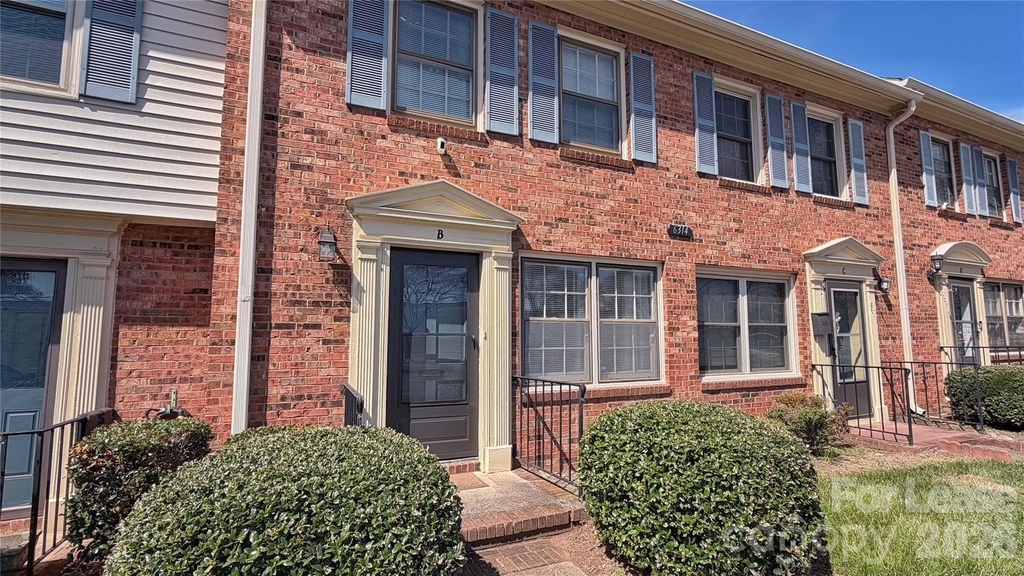 6314 Old Pineville Road - Photo 0