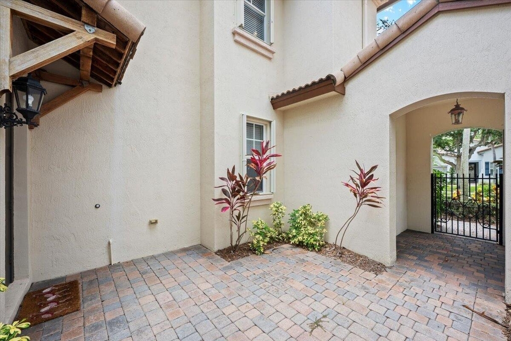 877 Taft Court - Photo 5