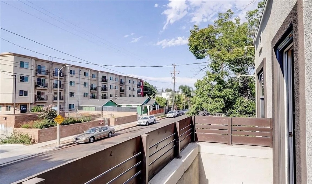5150 Romaine Street - Photo 20