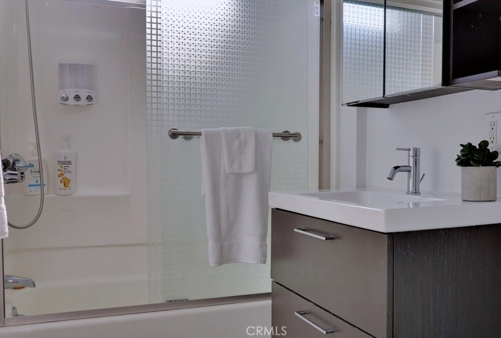 5150 Romaine Street - Photo 17