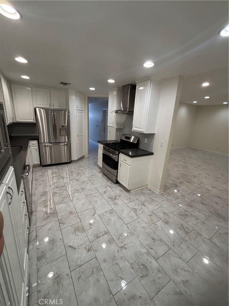 5200 White Oak Avenue - Photo 14