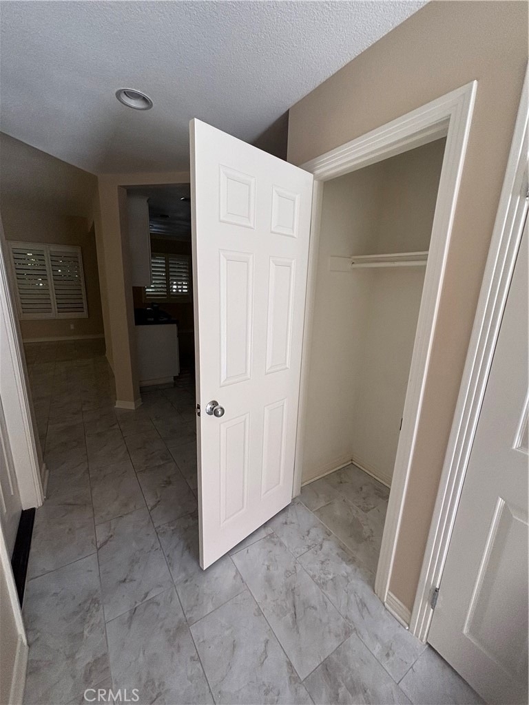 5200 White Oak Avenue - Photo 21