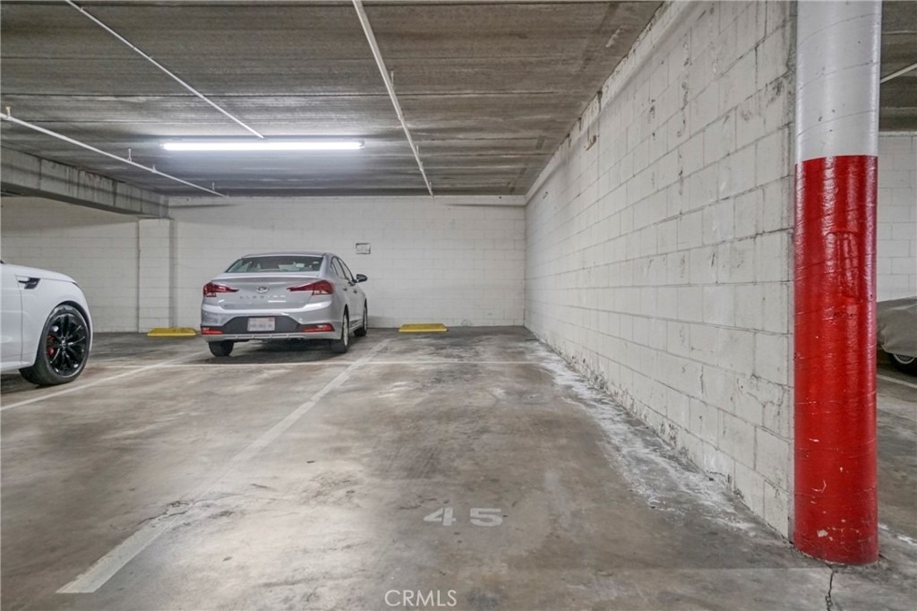 5325 Newcastle Avenue - Photo 18