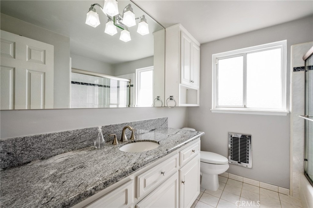 1935 W 1st - Photo 20