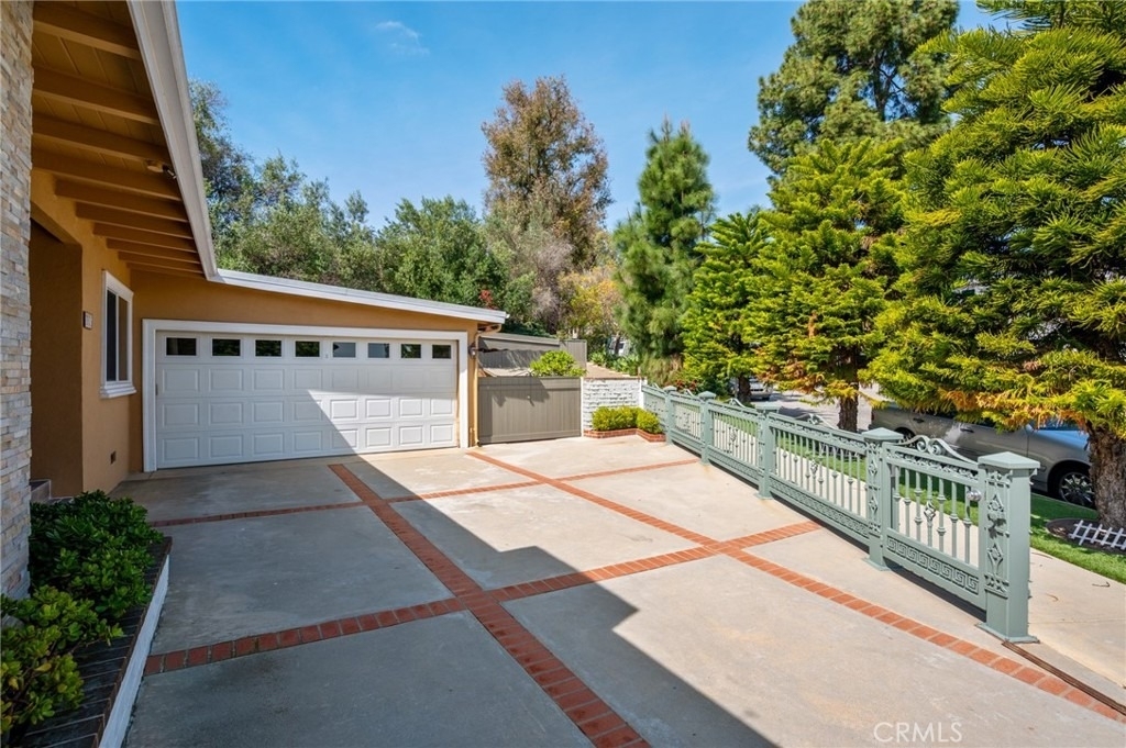 1935 W 1st - Photo 42