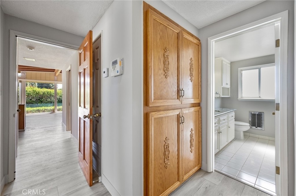1935 W 1st - Photo 19
