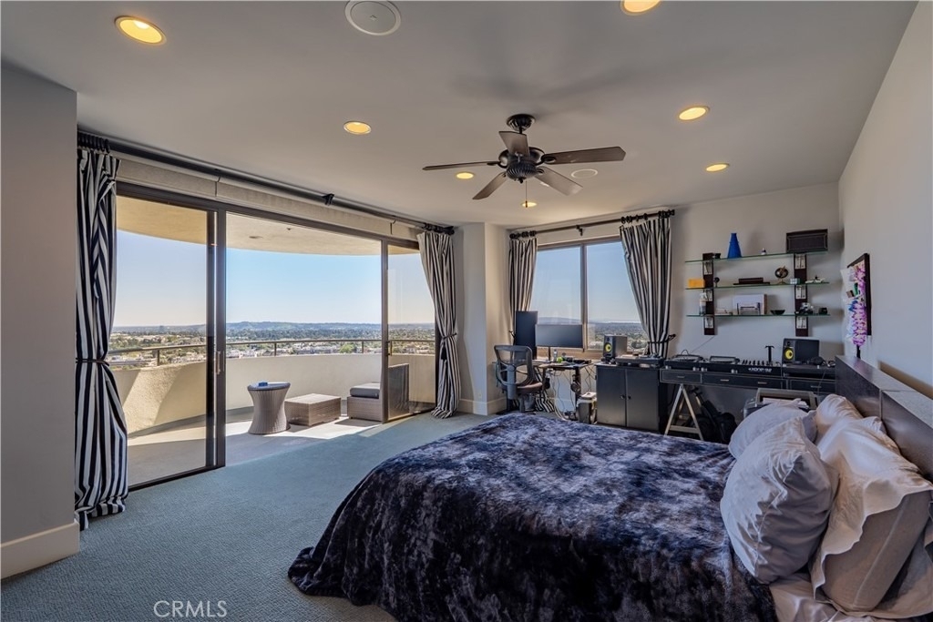 10560 Wilshire Boulevard - Photo 5