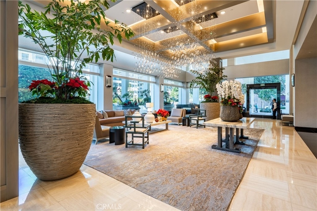 10560 Wilshire Boulevard - Photo 9