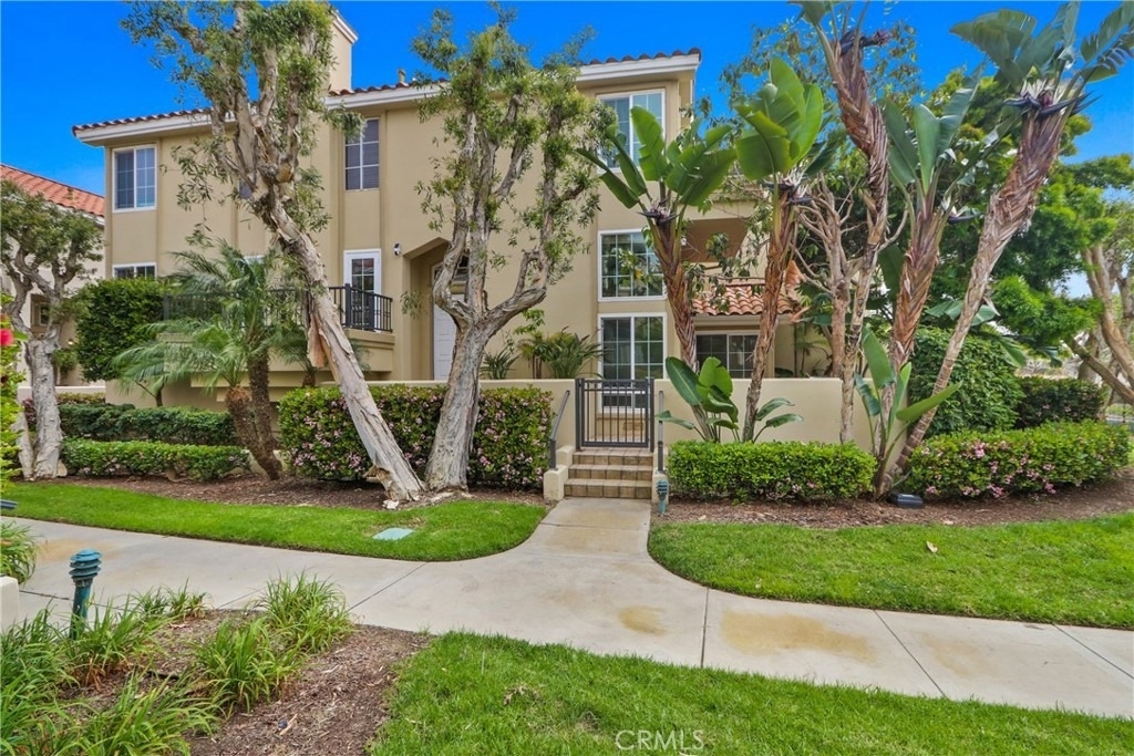 6031 Shadowbrook - Photo 0