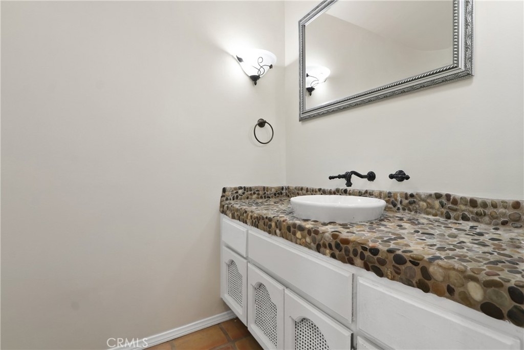 6031 Shadowbrook - Photo 8