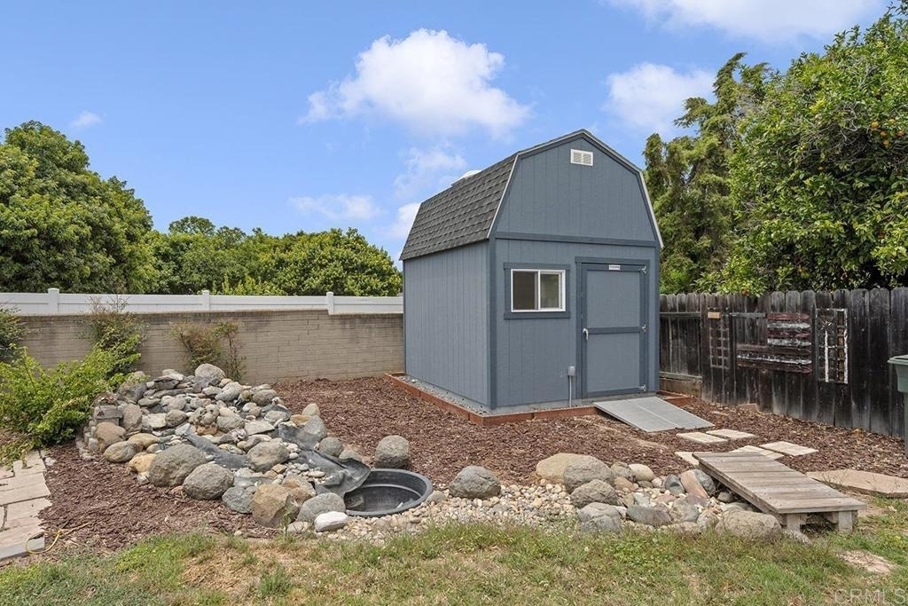 586 Del Mar - Photo 38