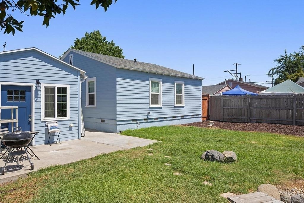 586 Del Mar - Photo 10