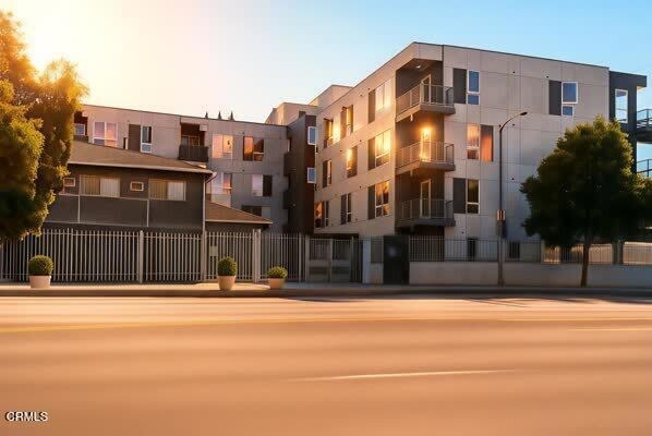 18900 Parthenia Street - Photo 2