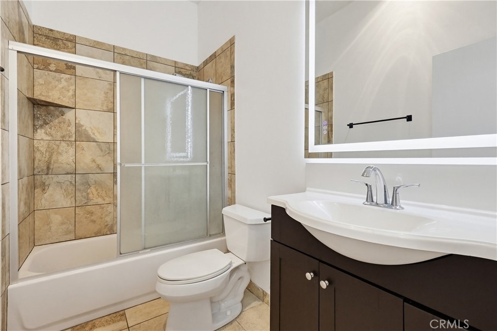 8328 Regents Road - Photo 13