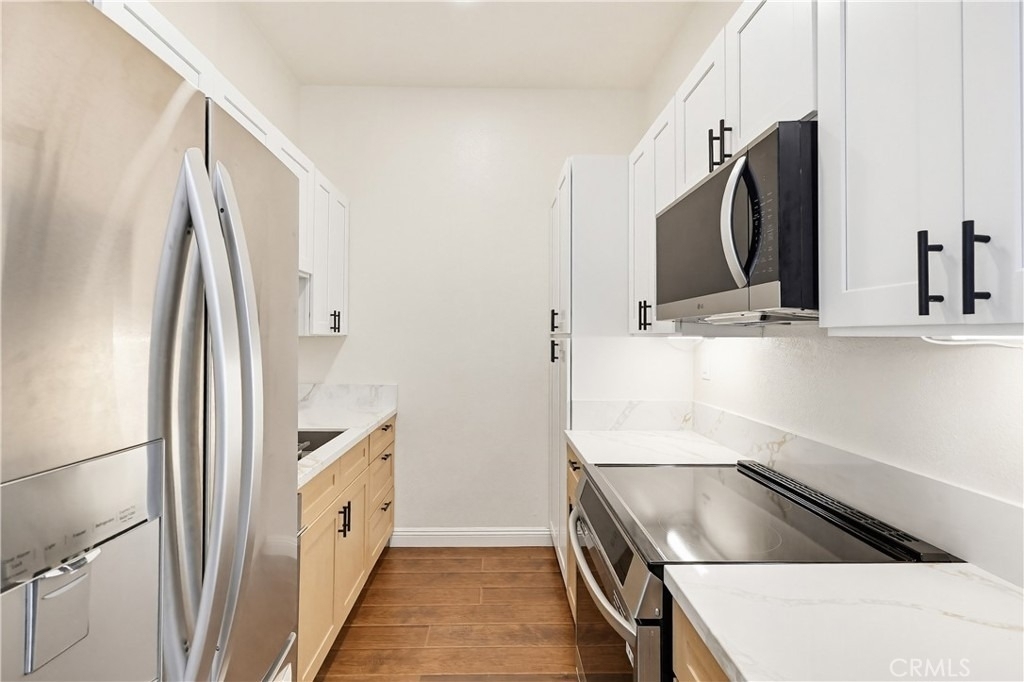 8328 Regents Road - Photo 9
