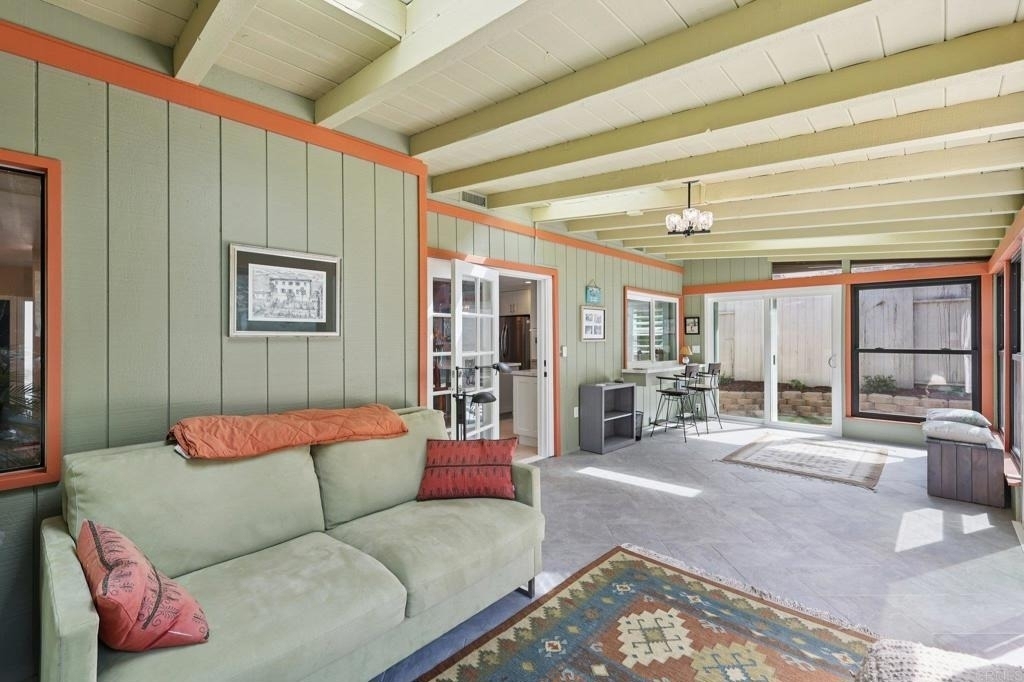1767 Woodbine Place - Photo 43