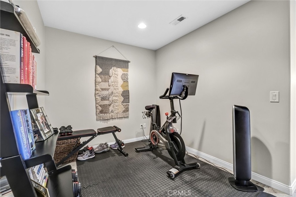 2740 Highland Way - Photo 13