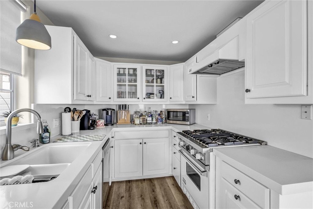 2740 Highland Way - Photo 1