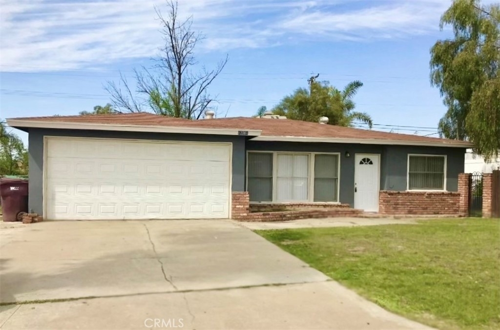 12081 Marigold Avenue - Photo 0