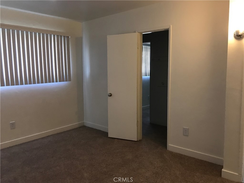 12081 Marigold Avenue - Photo 7
