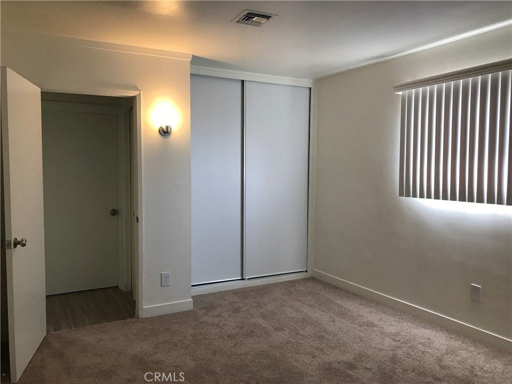 12081 Marigold Avenue - Photo 16
