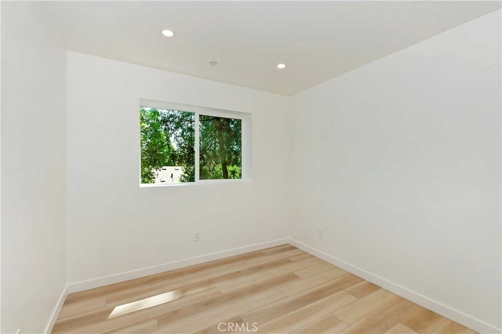 441 Oriole Drive - Photo 36