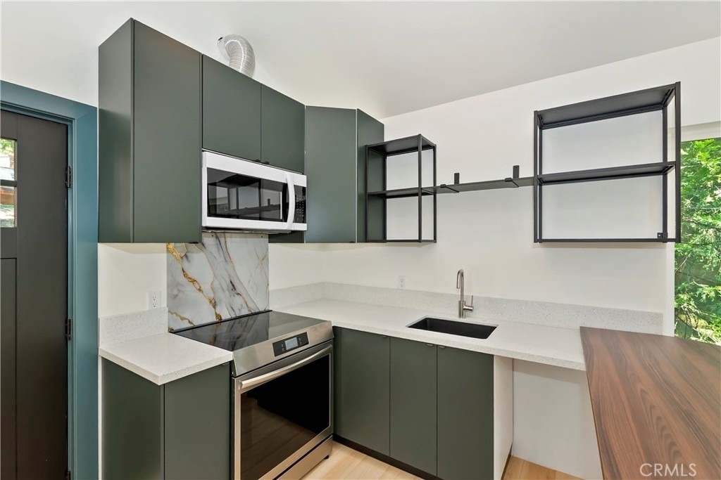 441 Oriole Drive - Photo 5