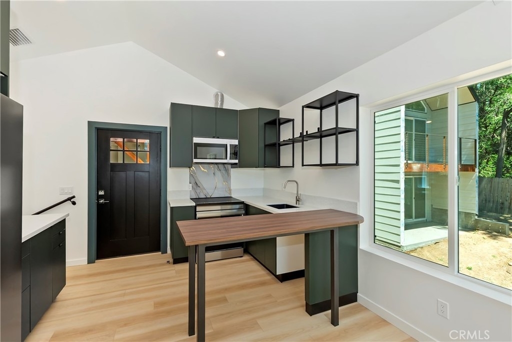 441 Oriole Drive - Photo 16