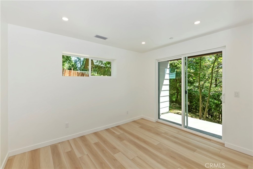 441 Oriole Drive - Photo 33