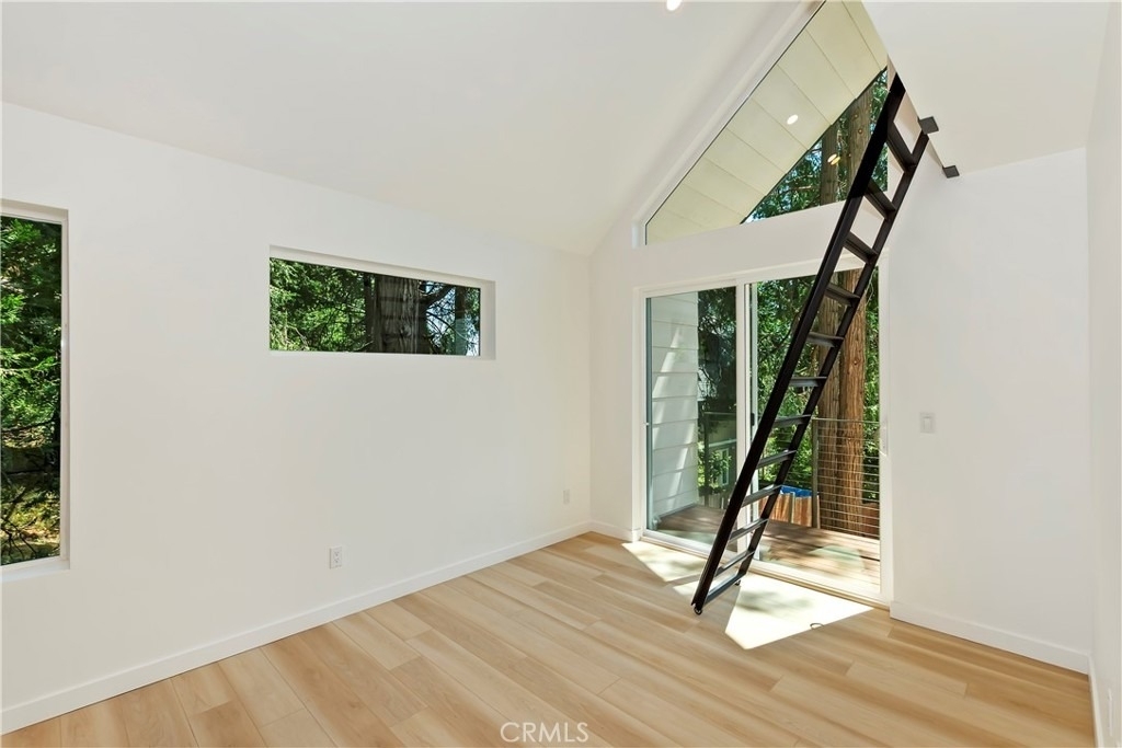 441 Oriole Drive - Photo 12