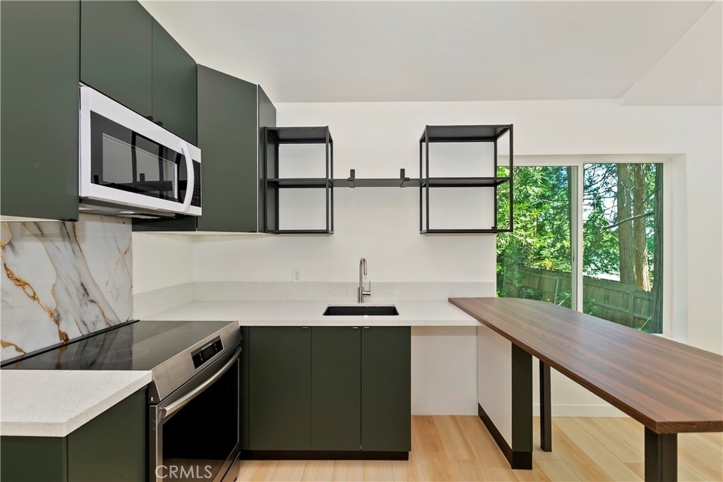 441 Oriole Drive - Photo 15
