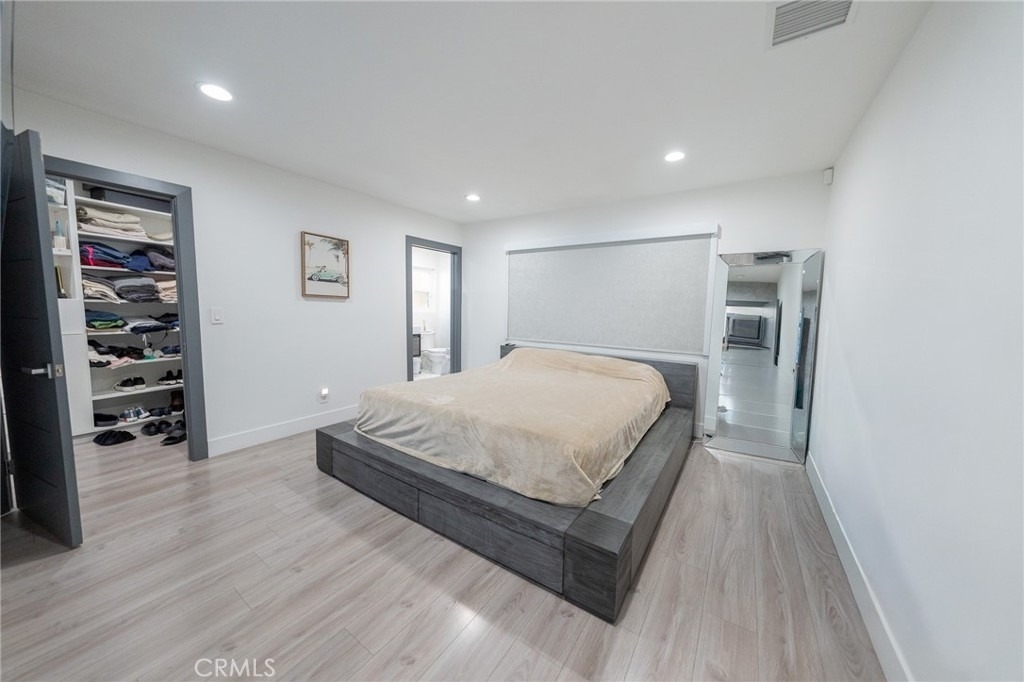 7719 Rhodes - Photo 13