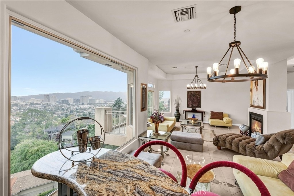 876 Harrington - Photo 13