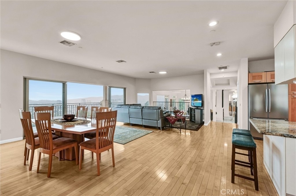876 Harrington - Photo 17