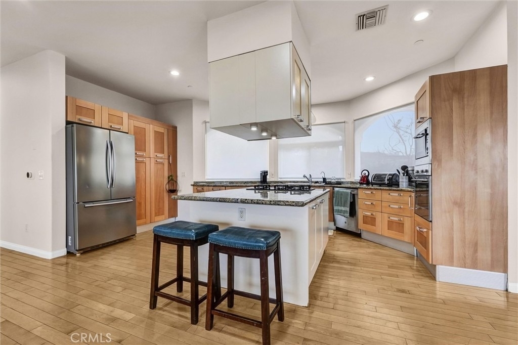 876 Harrington - Photo 18