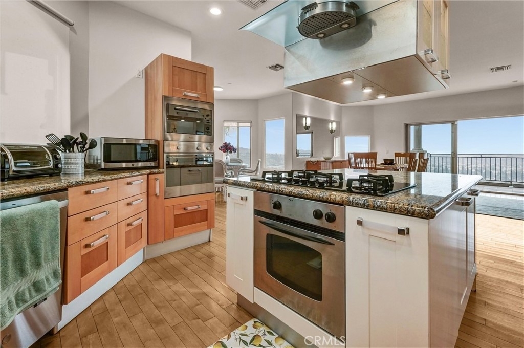 876 Harrington - Photo 20